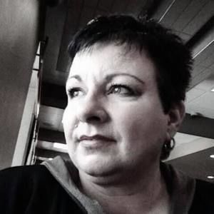 Meet your Posher, Anna regina